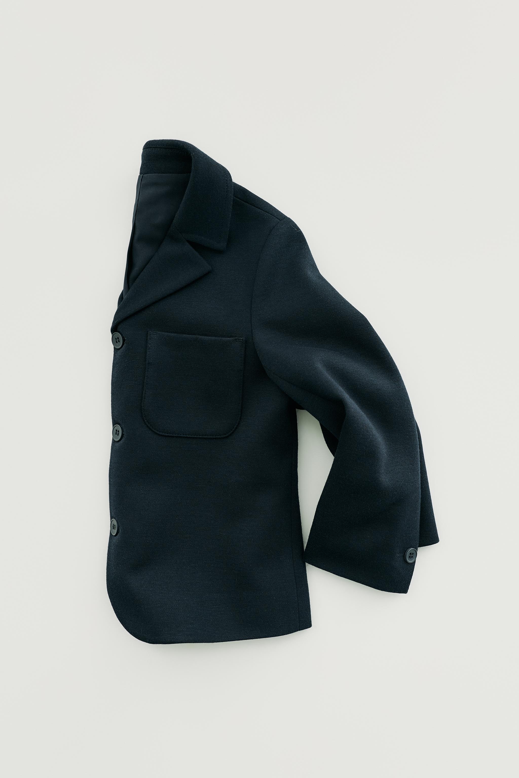 ZARA 152cm 150 上下 スーツ ネクタイ・チーフ付 男の子 ZARA 152cm 150 上下 スーツ ネクタイ・チーフ付 男の子 キッズ