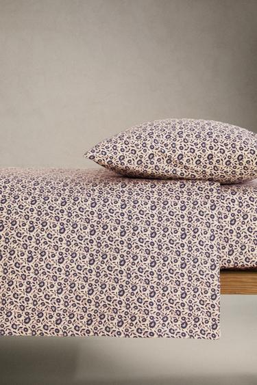 KIDS' FLORAL COTTON FITTED SHEET - Navy blue by Zara - Image 2