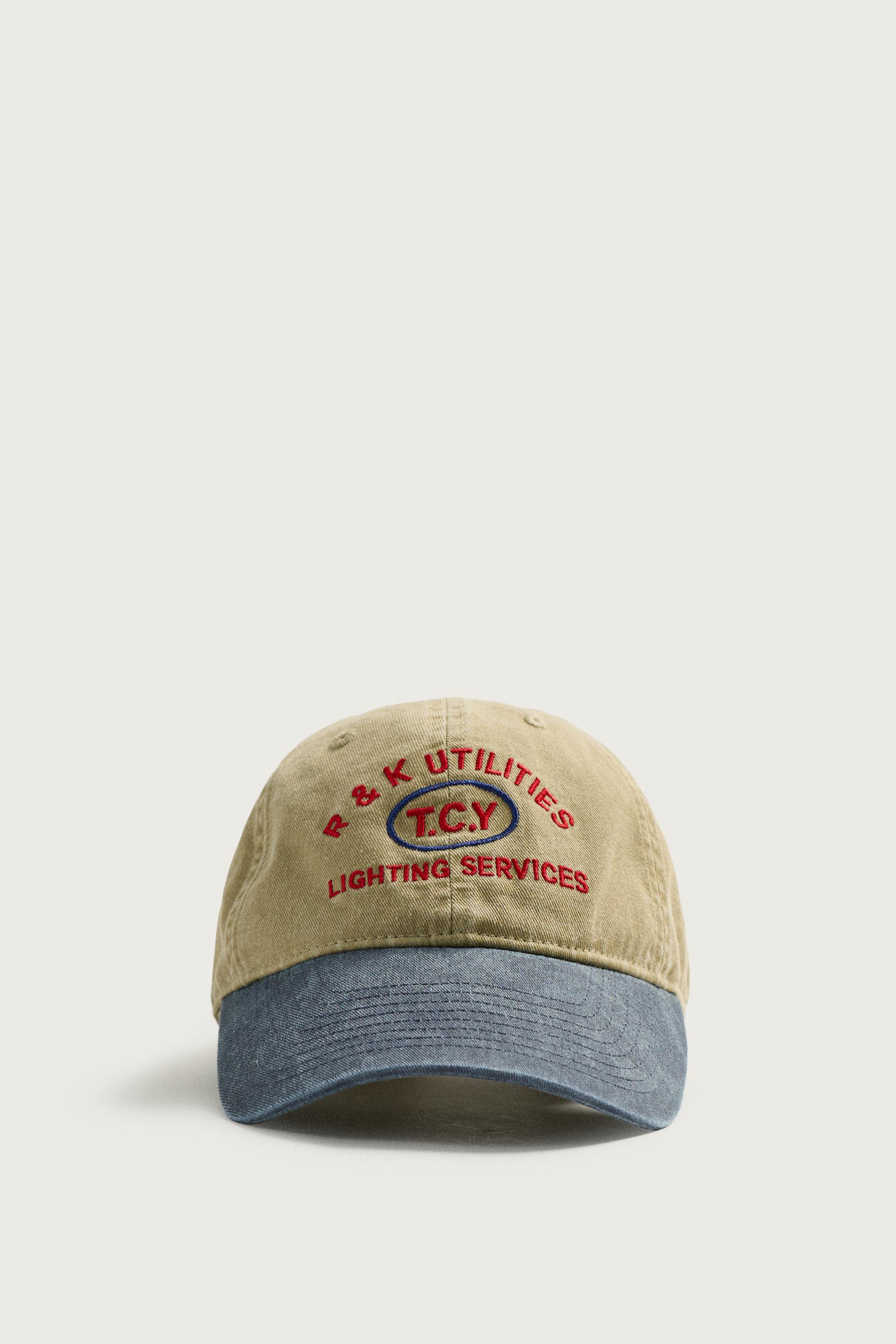 CASQUETTE À INSCRIPTION BRODÉE EN CONTRASTE