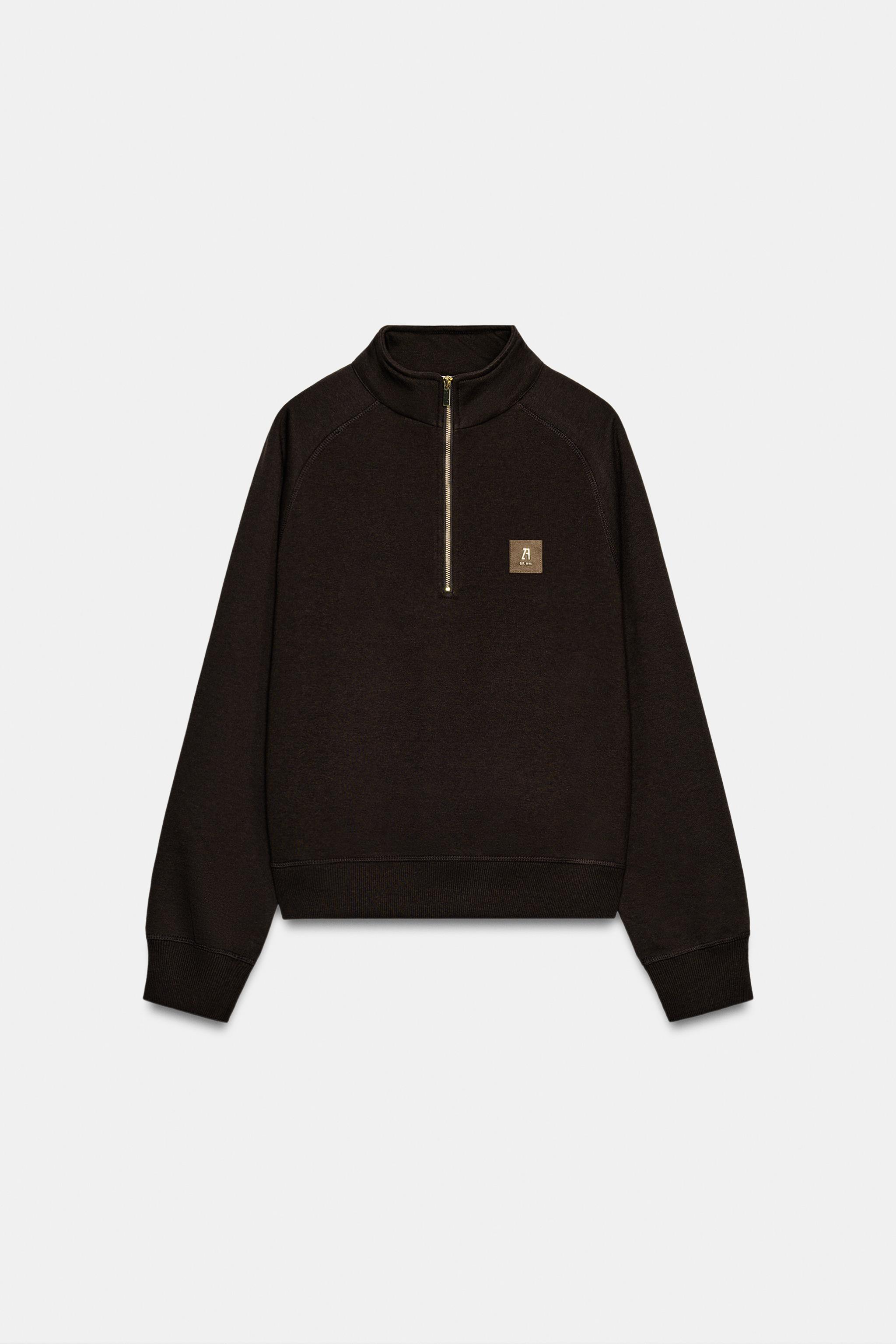 ZIP PATCH SWEATSHIRT