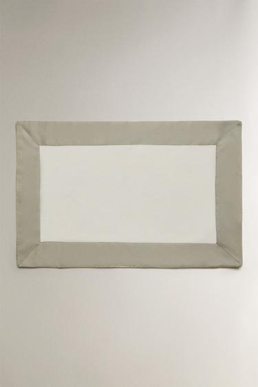 BATH MAT WITH FABRIC BAND - Mint by Zara