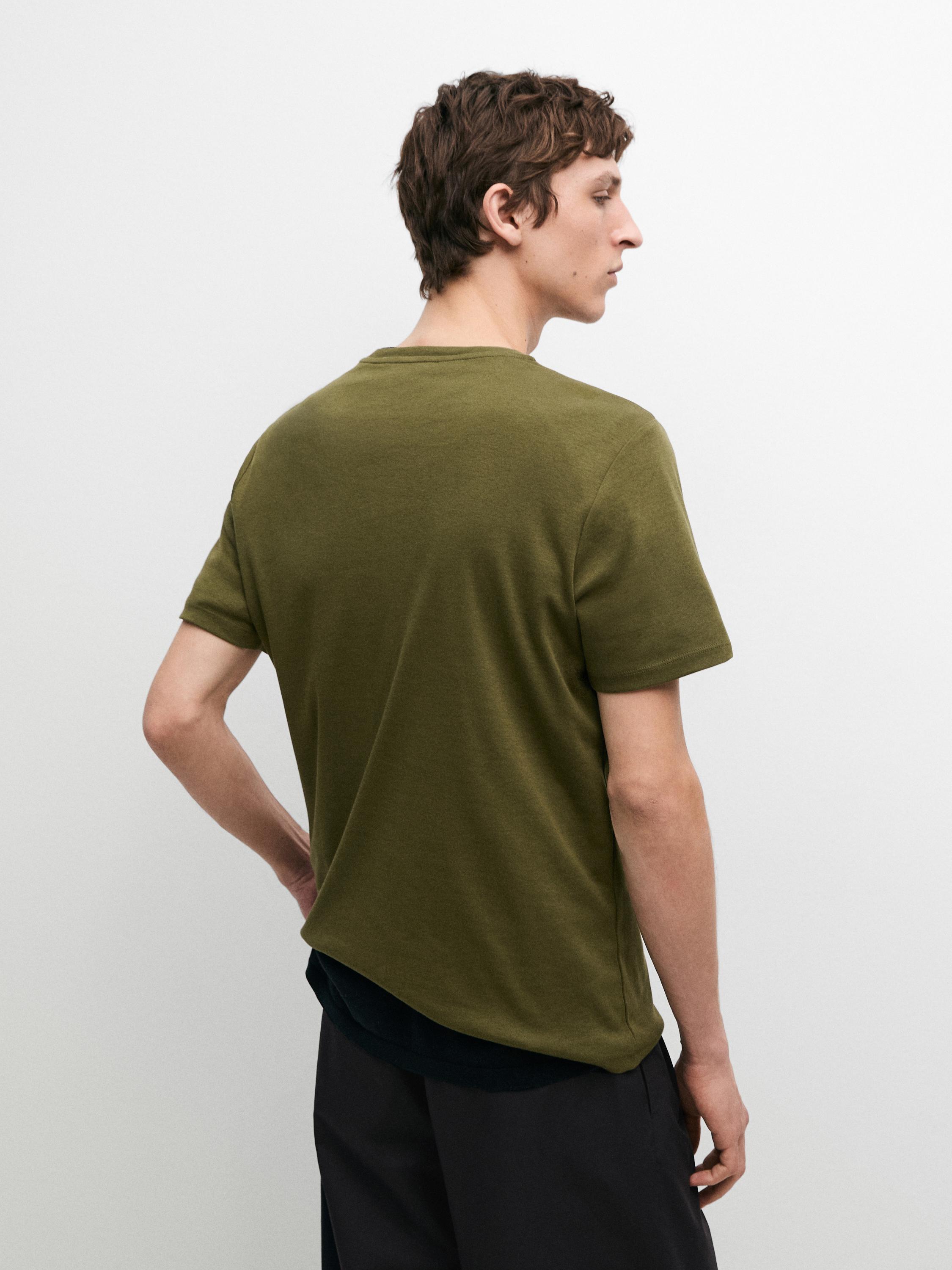 Short sleeve cotton blend T-shirt