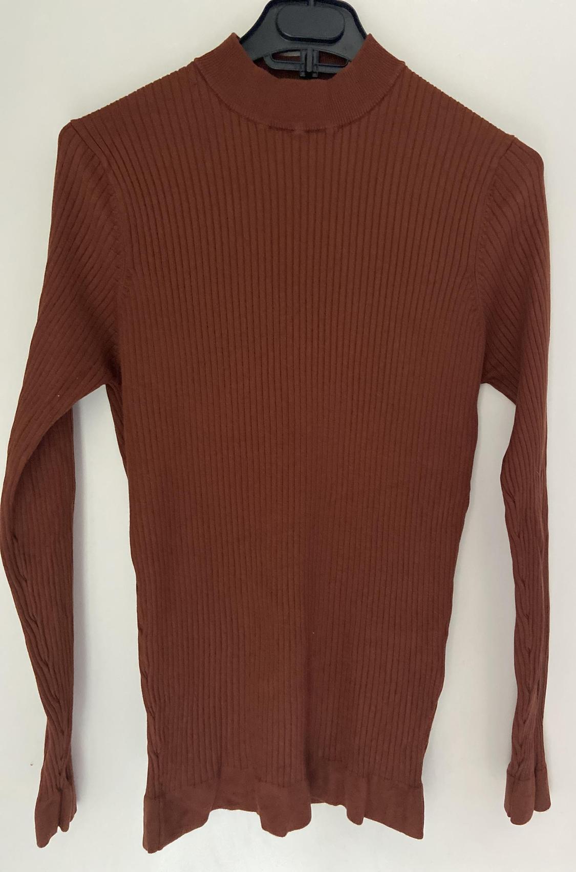 RIBBED HIGH NECK SWEATER