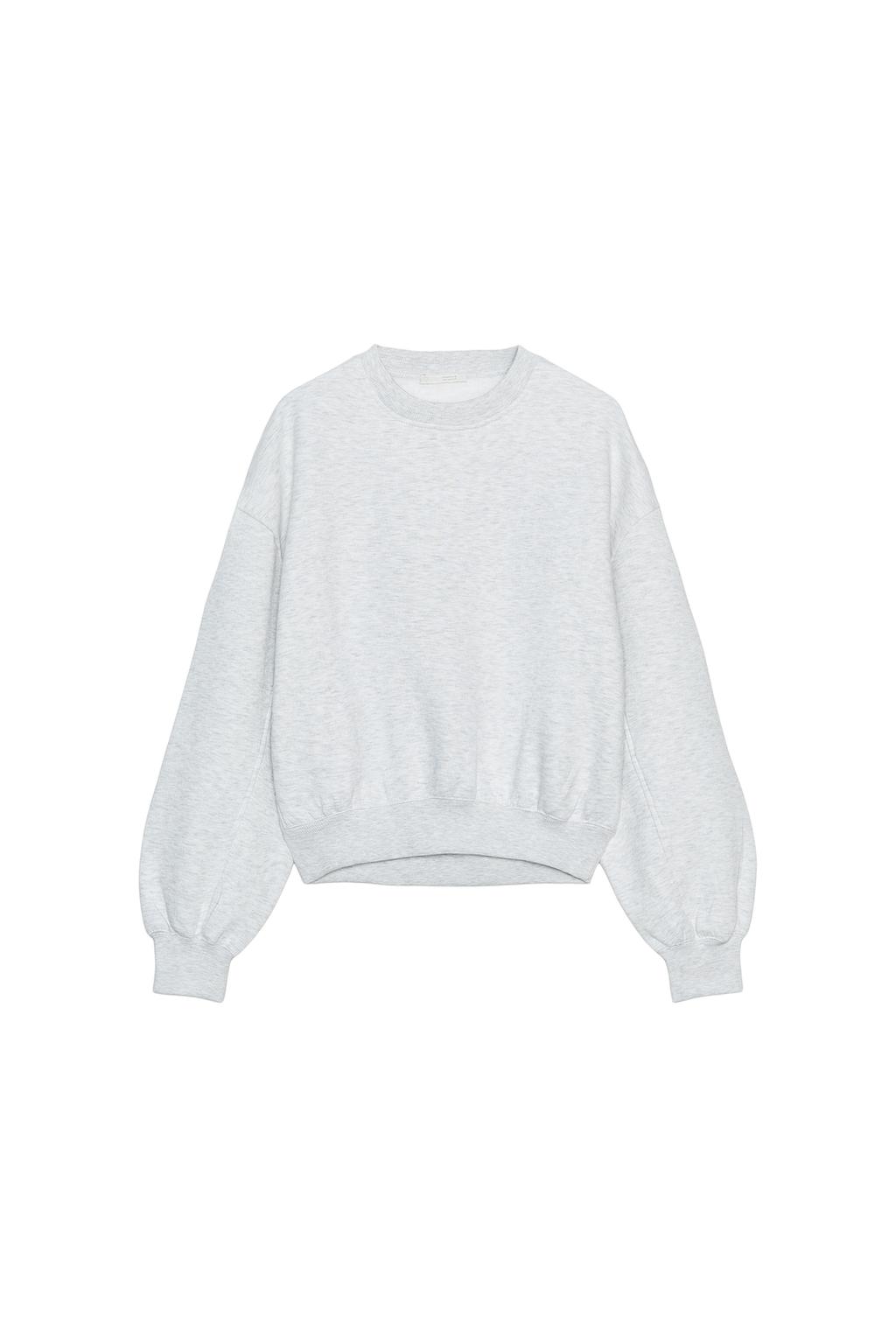 BASIC PLUSH SWEATSHIRT