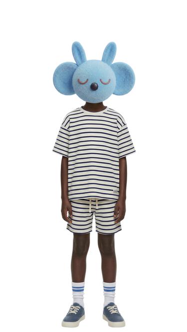 Zara TRIIPUDEGA T-SÄRGI JA BERMUUDADE KOMPLEKT - Ecru/meresinine