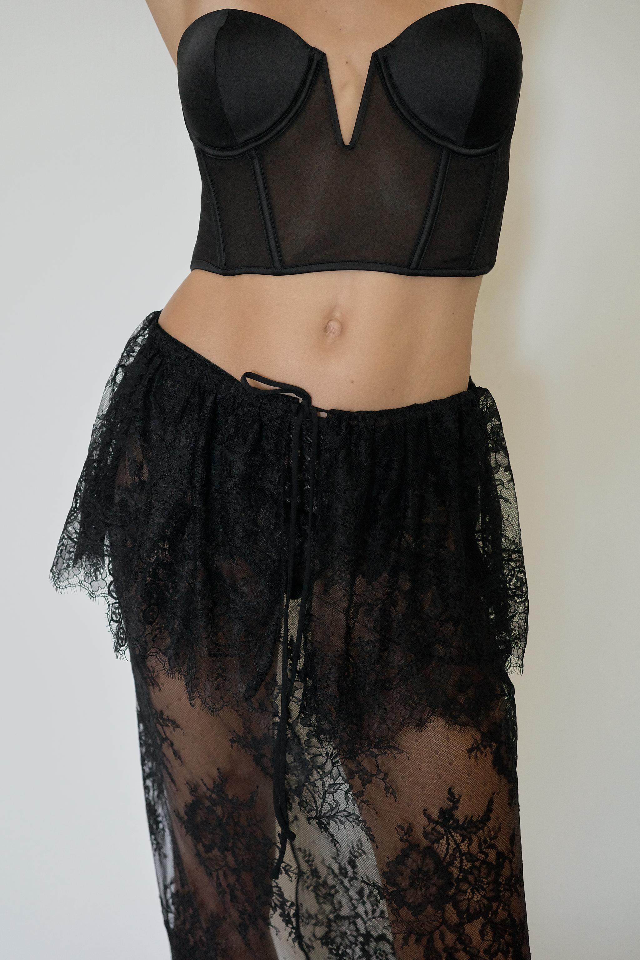 SATIN UNDERWIRE CORSET — Black