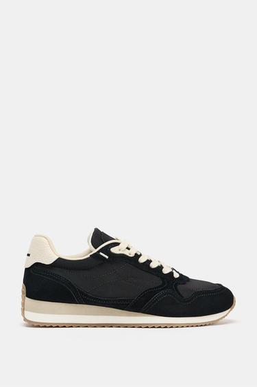 CONTRAST RUNNING TRAINERS - Black by Zara
