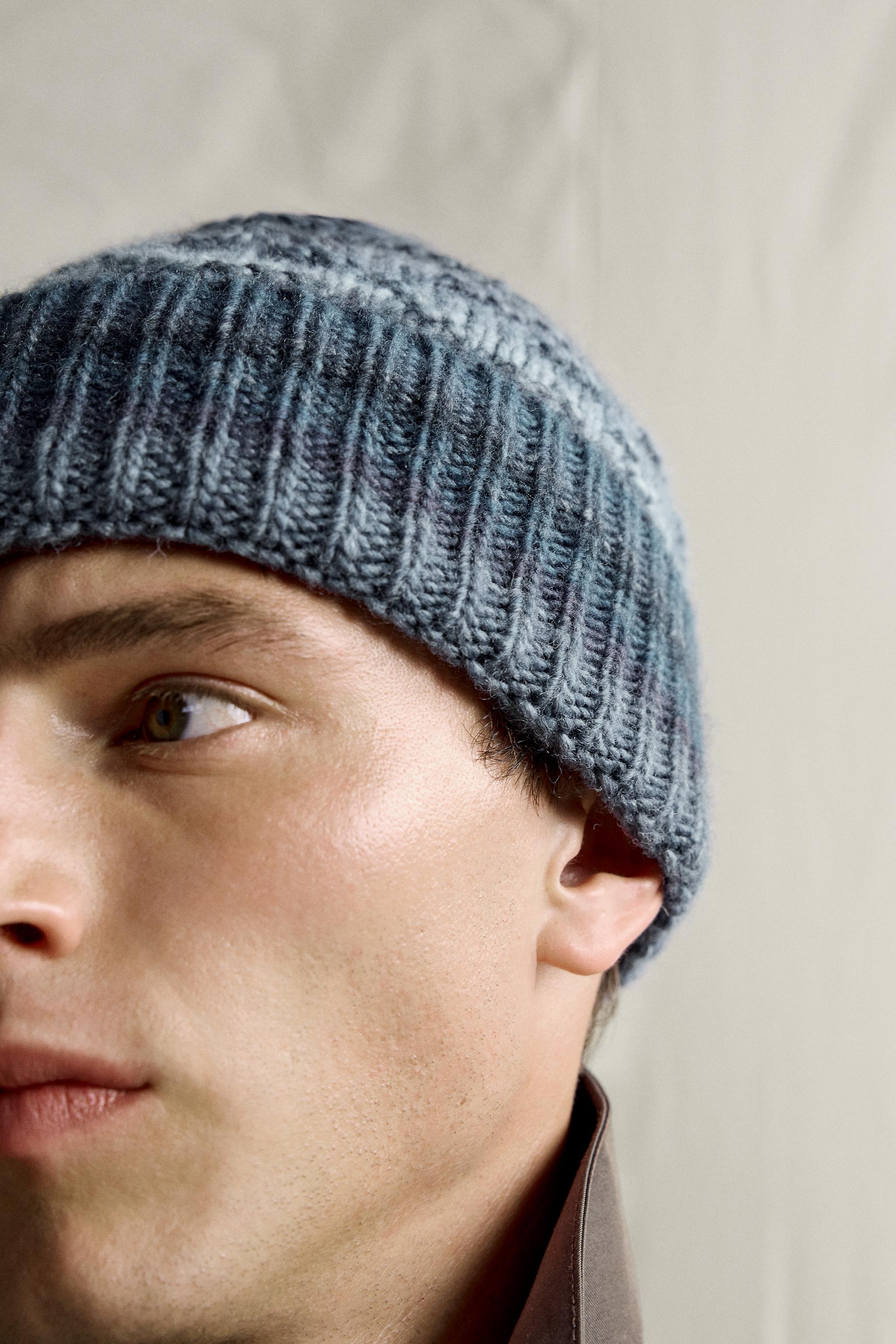 WOOL BLEND KNIT BEANIE