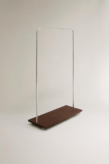 PORTE-VÊTEMENTS MÉTAL ET BOIS - Marron foncé de Zara - Image 1
