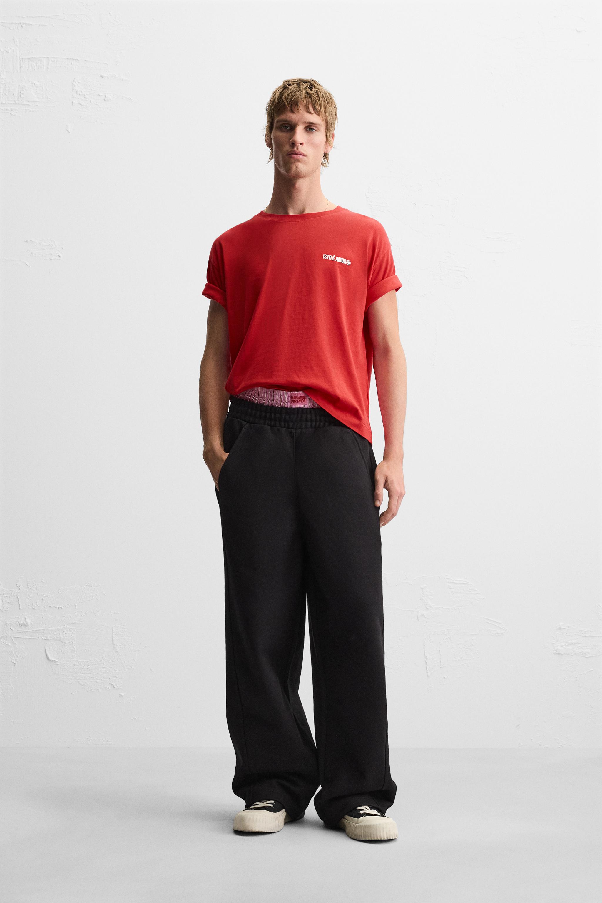 LIMITED EDITION RUBBERIZED TEXT T-SHIRT - Red | ZARA United