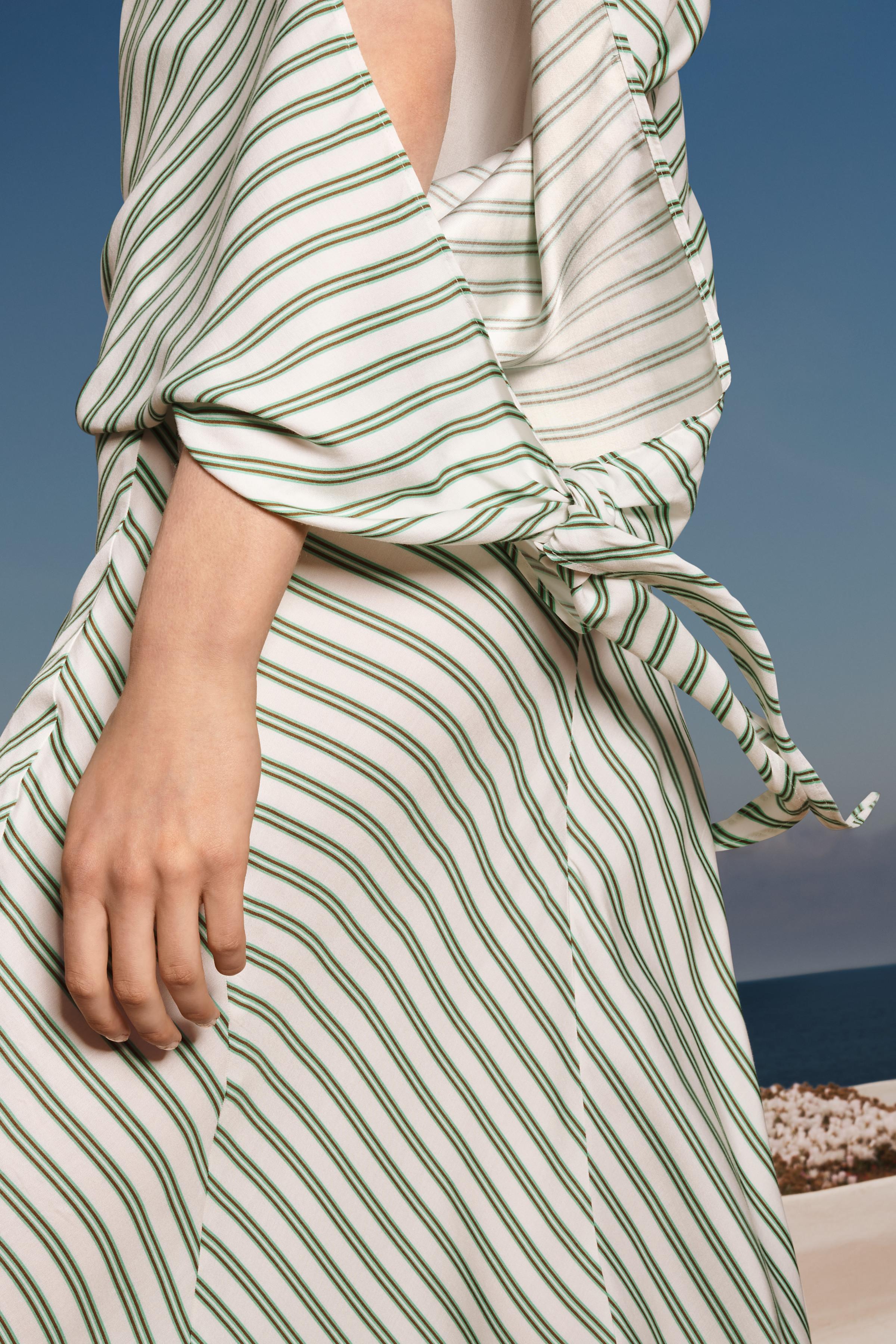 【ZARA】LIMITED EDITION ストライプ柄リボン付きワンピース LIMITED EDITION ストライプ柄リボン付きワンピース - ホワイト