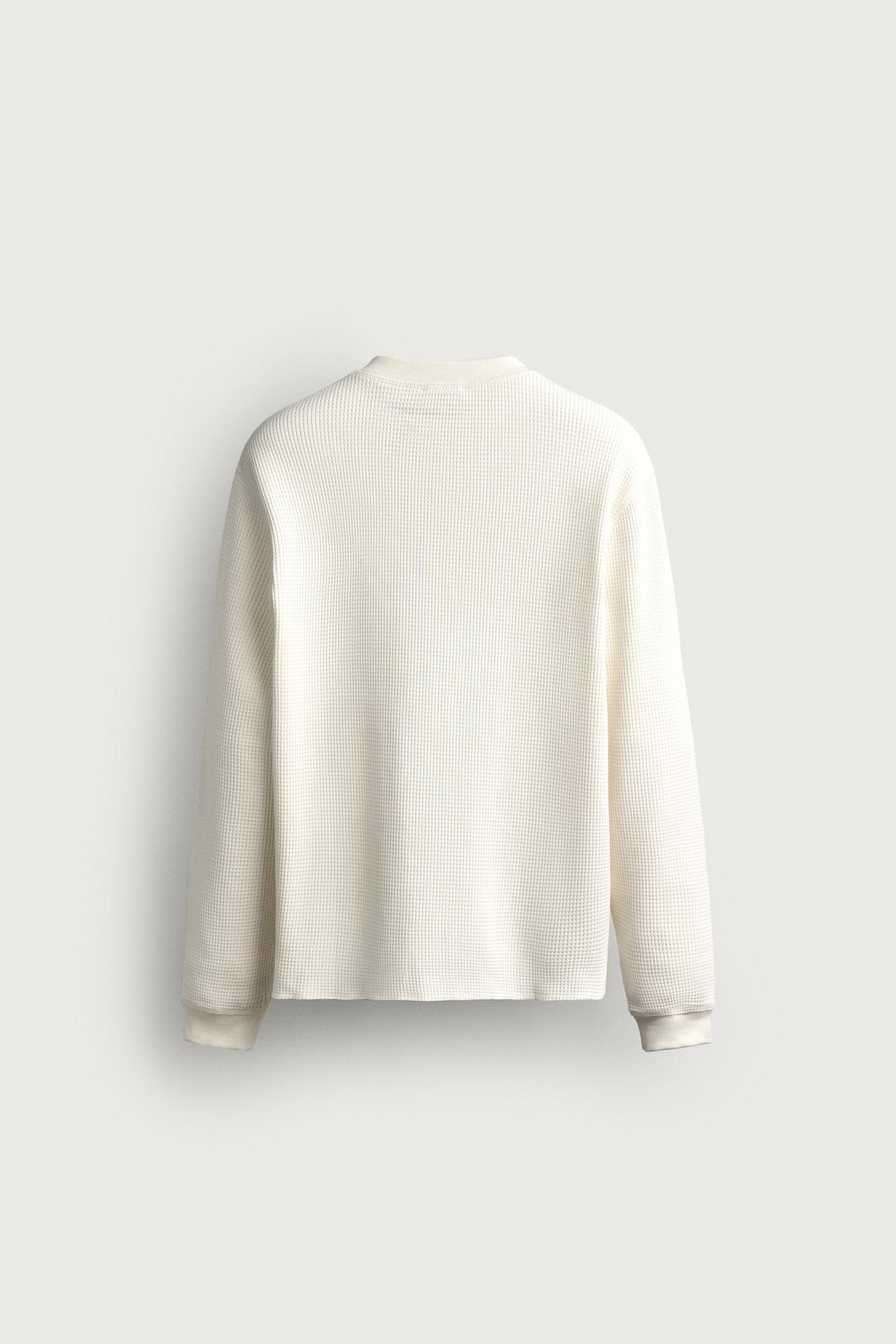WAFFLE-KNIT HENLEY T-SHIRT — Ecru