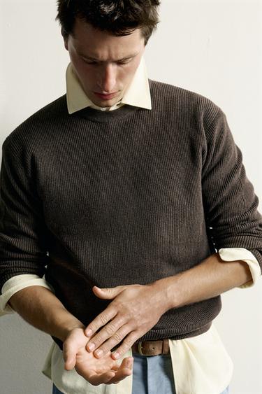 JERSEY REGULAR FIT PUNTO PERLADO - Marrón vigoré de Zara