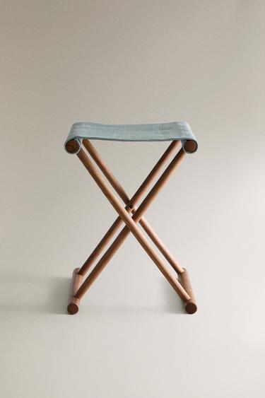 LINEN ASH FOLDING STOOL - Light blue by Zara