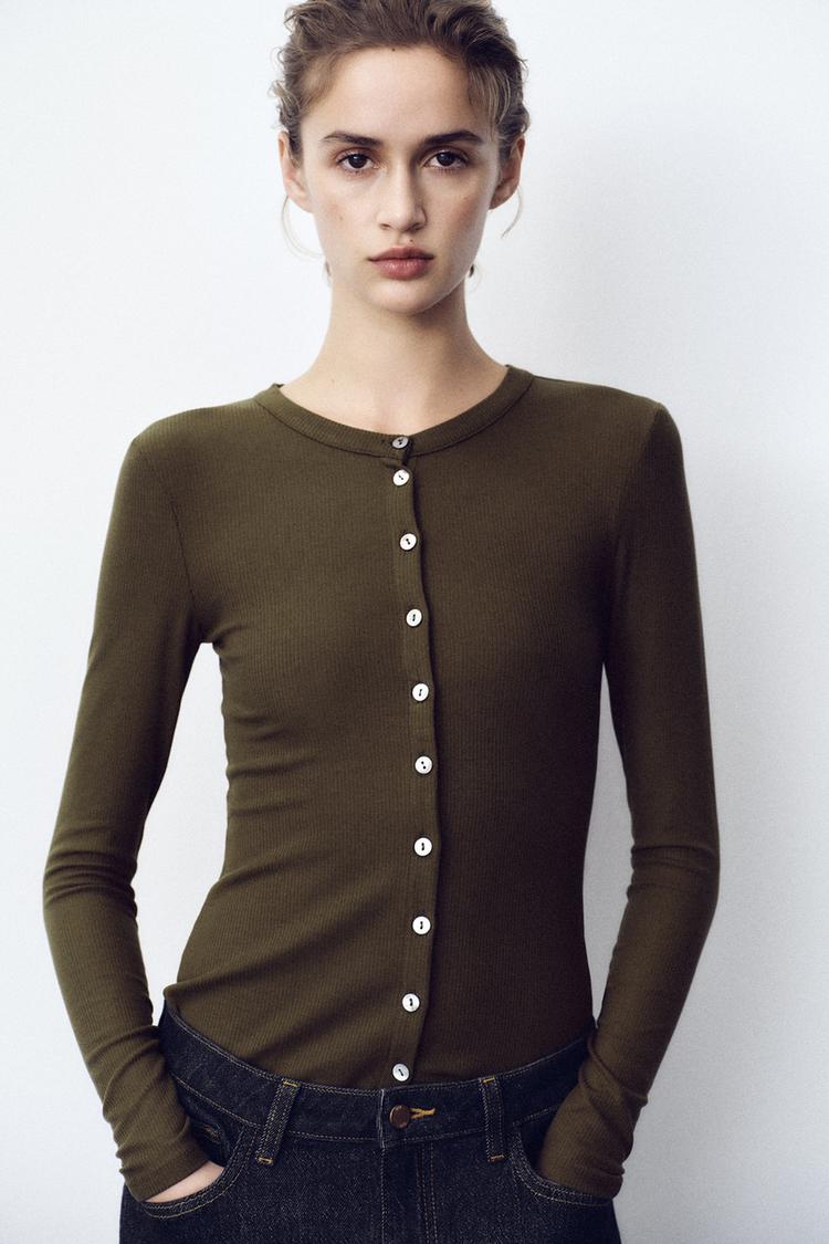 RIBBED SHIRT WITH BUTTONS