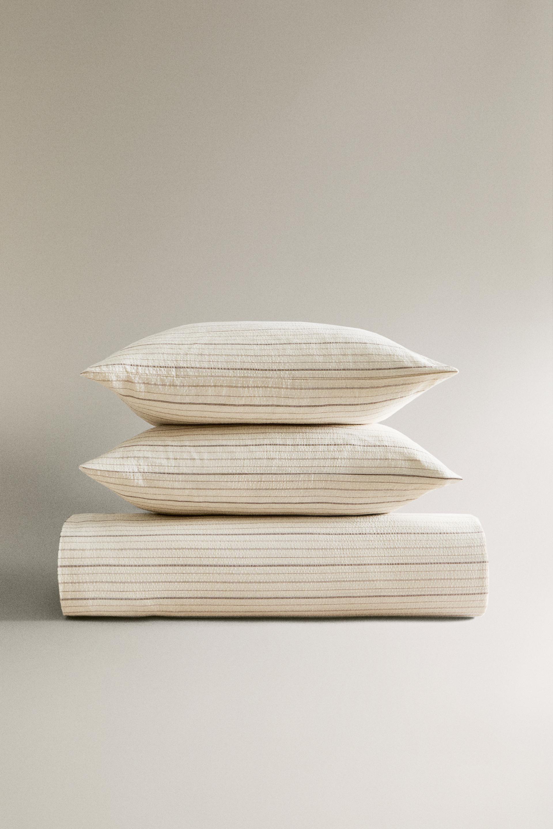 STRIPED SEERSUCKER DUVET COVER