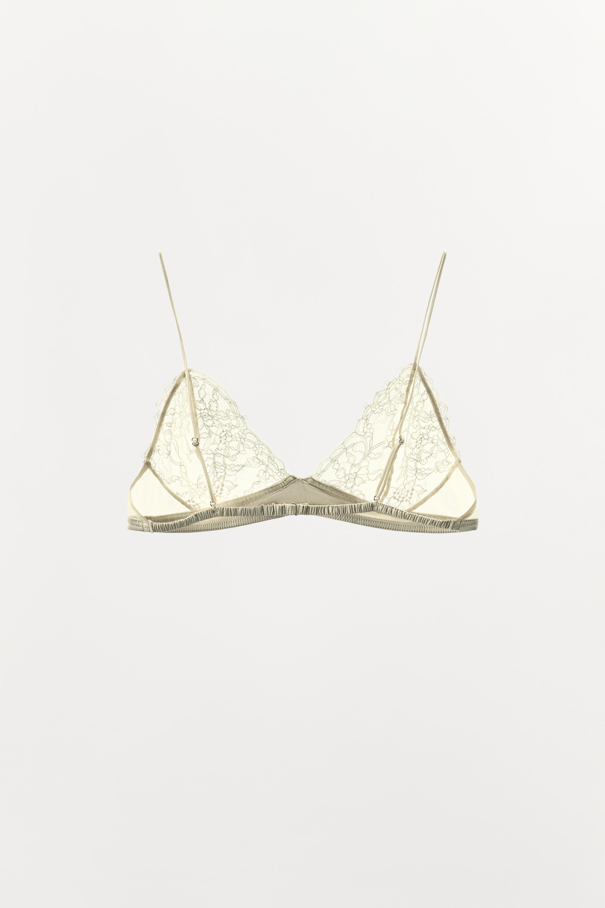 LACE TRIANGLE BRA