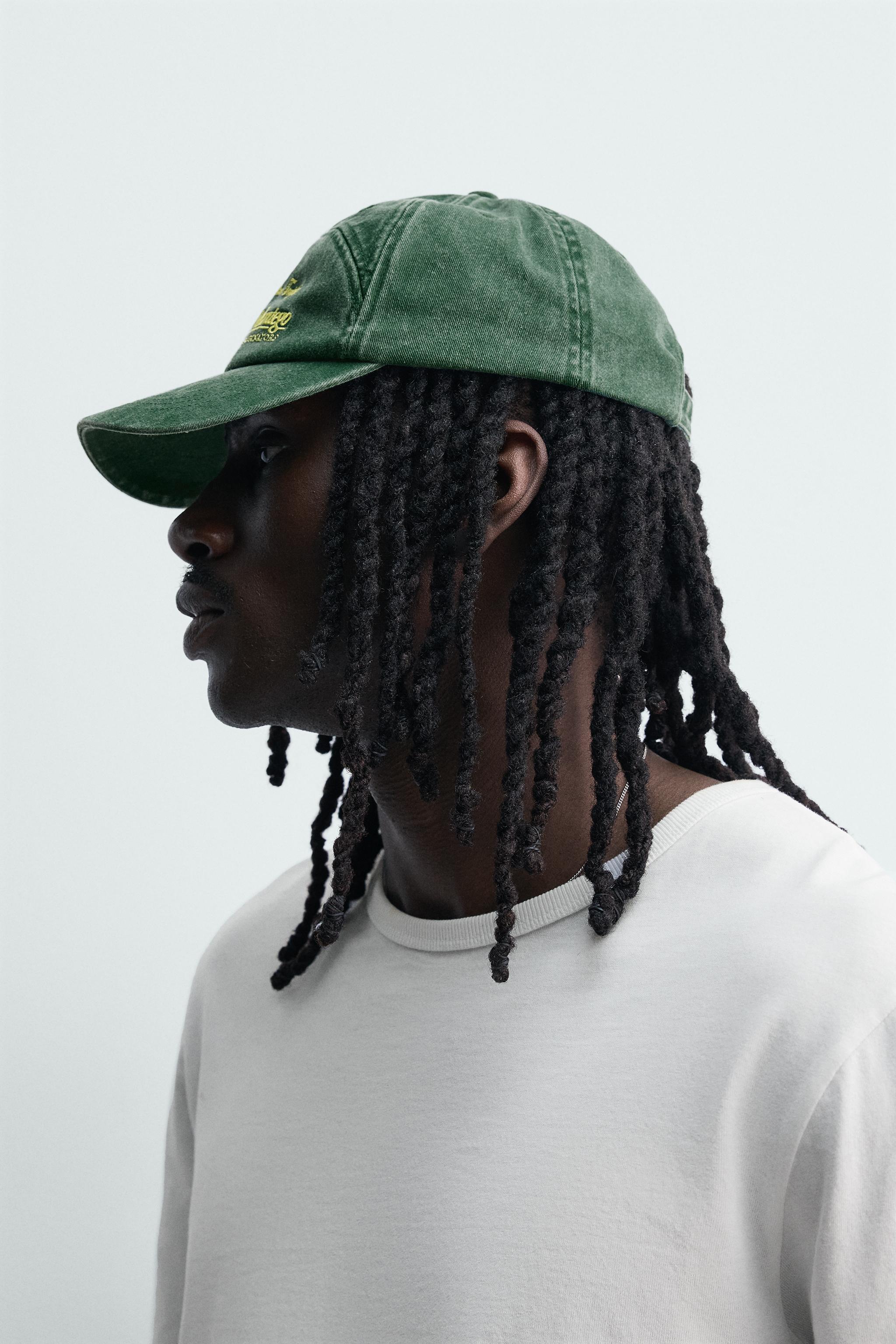 CONTRAST EMBROIDERED WASHED CAP