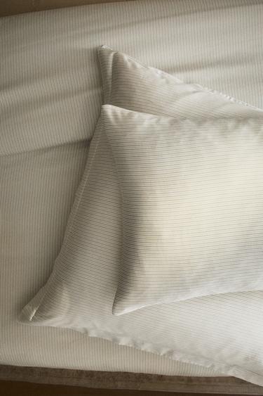 TAIE D’OREILLER SATIN RAYURES (300 FILS) - Écru de Zara - Image 5