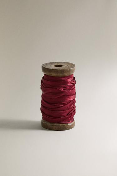 Zara SILK CHRISTMAS GIFT RIBBON - Red - Image 0