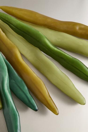 PACK OF DECORATIVE LEAF CANDLES (PACK OF 9) - Green by Zara - Image 1