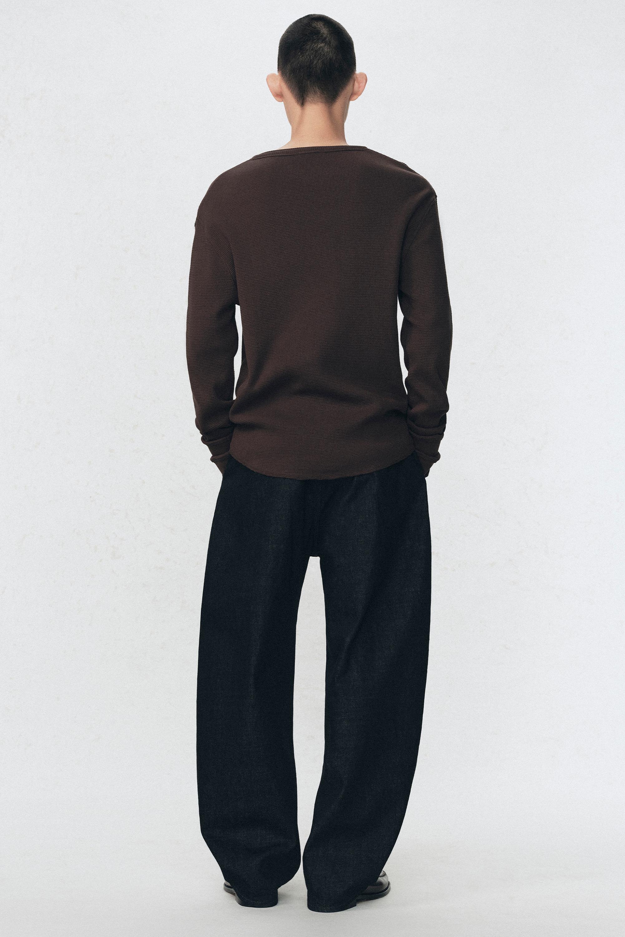 L zara soshiotsuki ヘンリーネックワッフルTシャツ　ブラウン SOSHIOTSUKI x ZARA ヘンリーネックワッフルTシャツ - ブラウン | ZARA