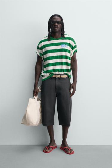 T-SHIRT À RAYURES AVEC IMPRIMÉ EN CONTRASTE - Vert / Écru de Zara - Image 0