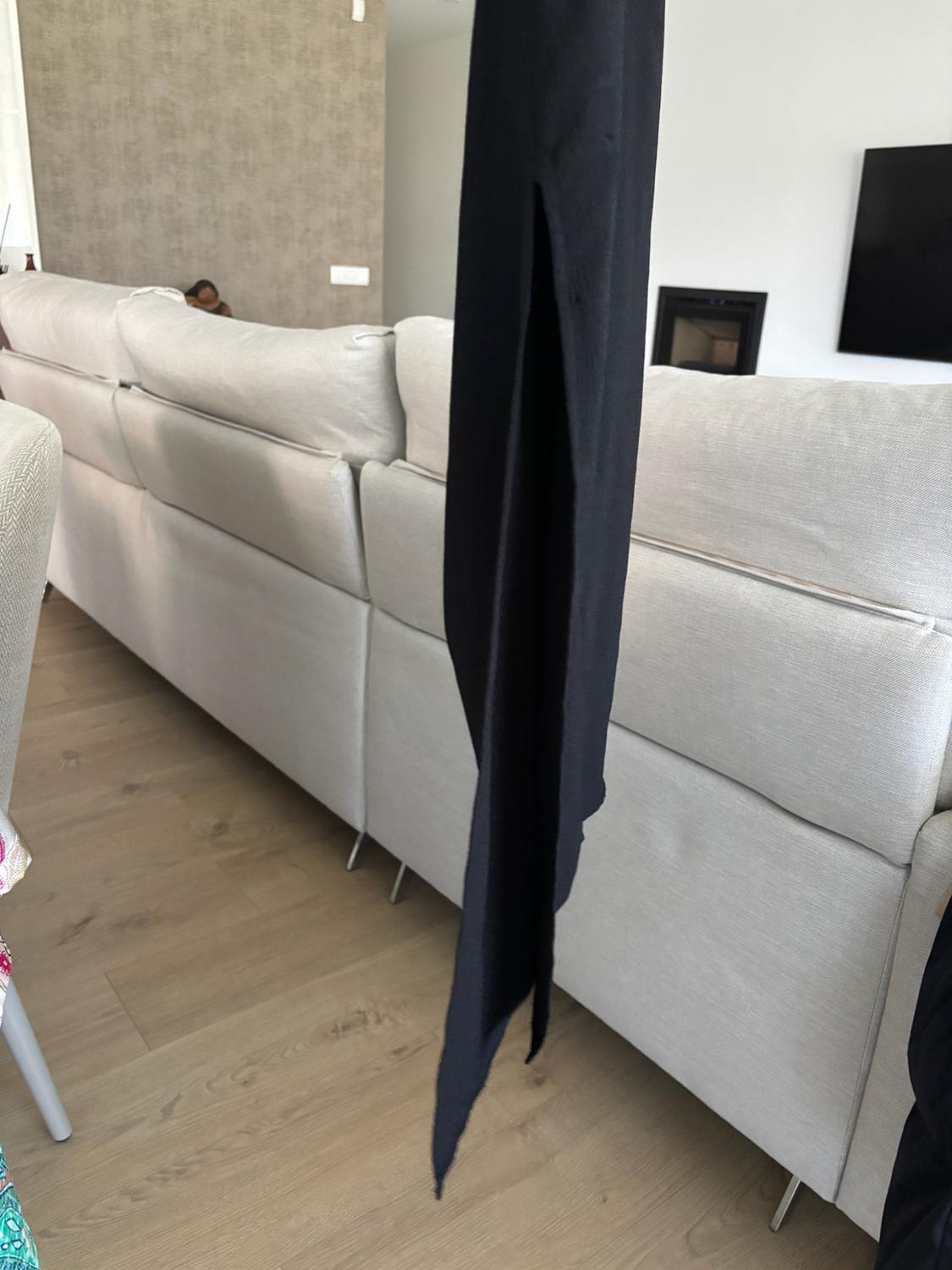 MIDI DRESS WITH A STRAIGHT-CUT NECKLINE - Image 4