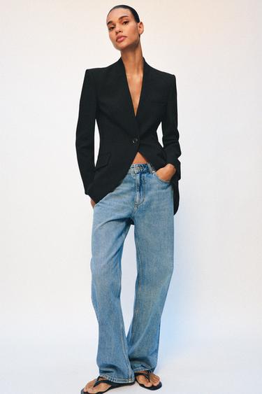 ASYMMETRIC FITTED BLAZER WITH SHOULDER PADS - Black by Zara