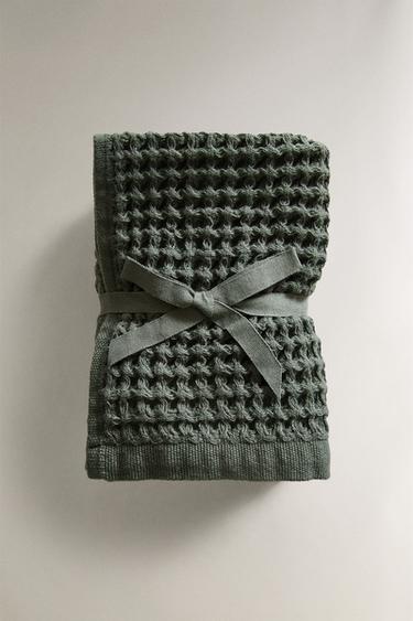 Zara PEŠKIR ZA RUKE OD VAFL PAMUKA (KOMPLET OD 3 KOMADA) – tamnozelena