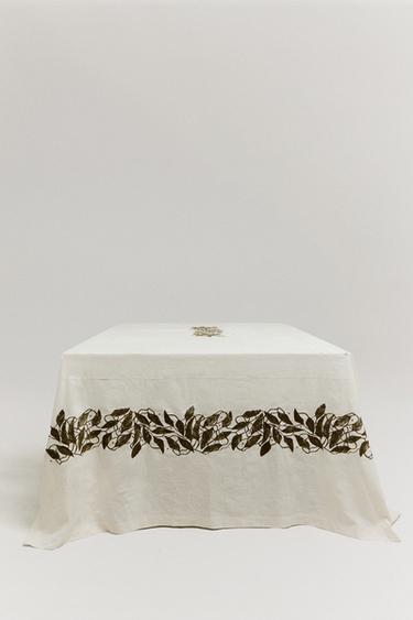 THE BURDEN OF EDEN TABLECLOTH — Green 1