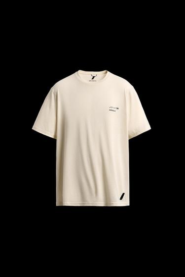 SOFT-T-SHIRT MIT STRUKTUR - off-white von Zara - Bild 0