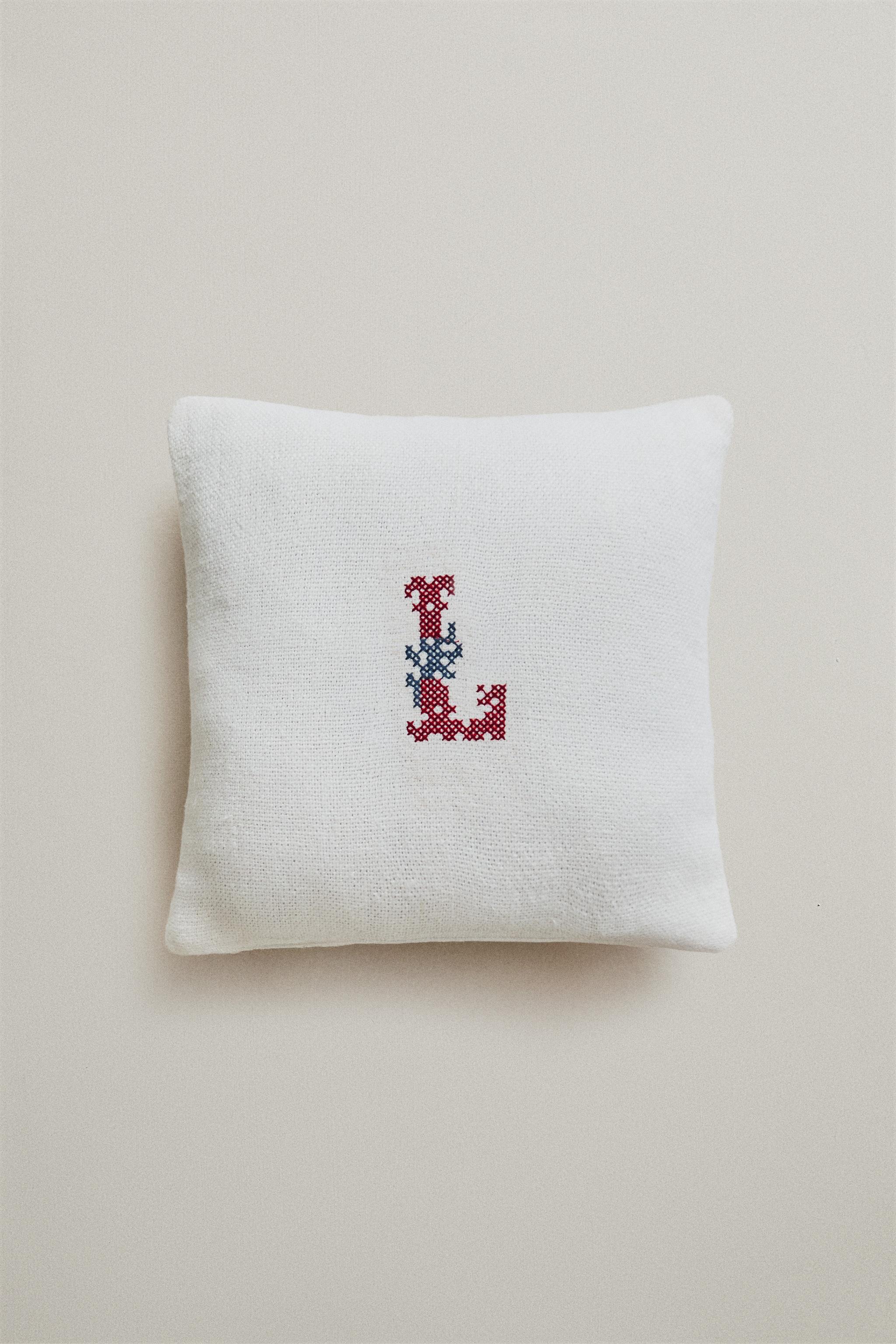 EMBROIDERED LETTER L LINEN CUSHION — Ecru