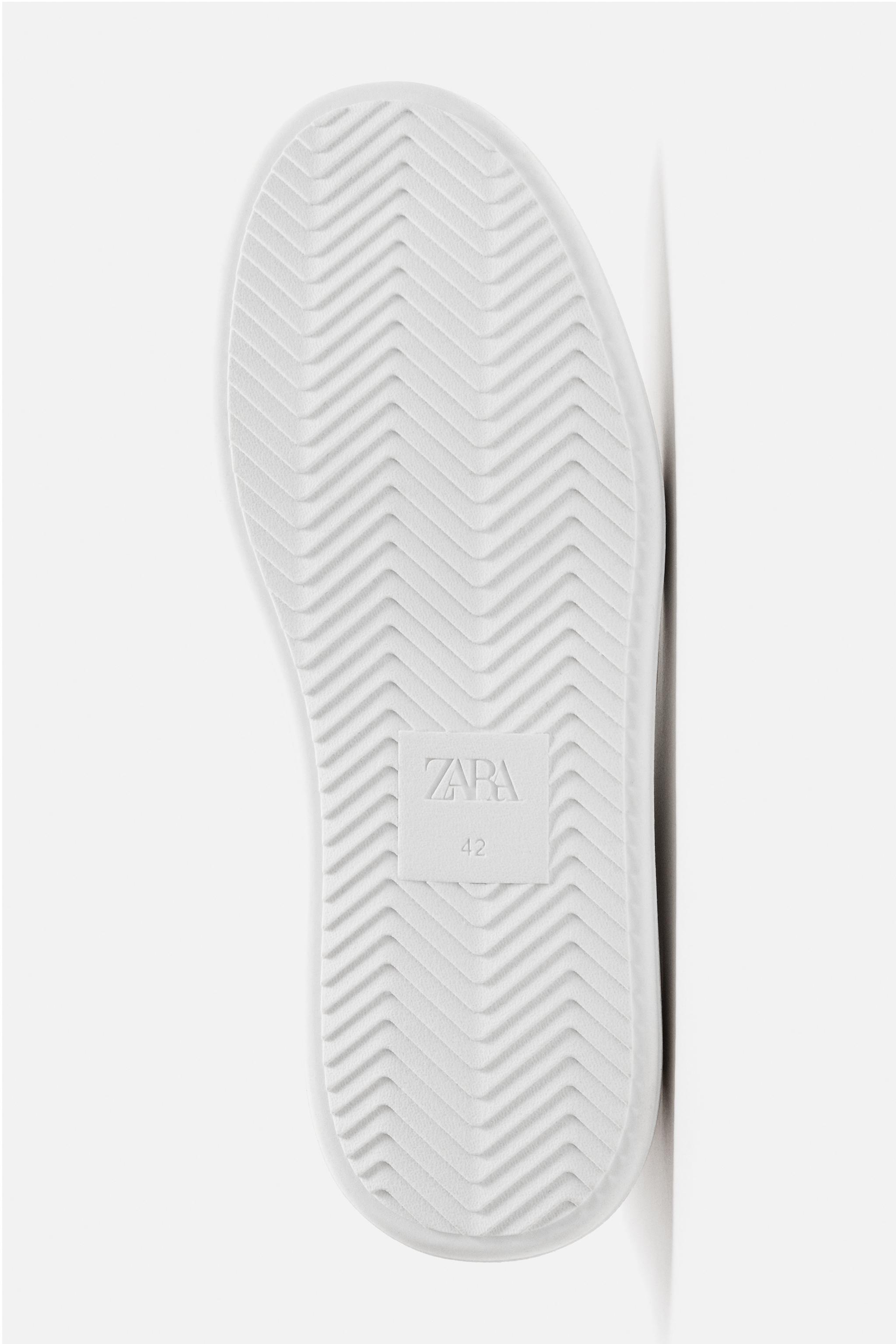 【ZARA】ボリュームレザー スニーカー ホワイト | 2236/520/001 ボリュームレザー スニーカー - ホワイト | ZARA Japan / 日本