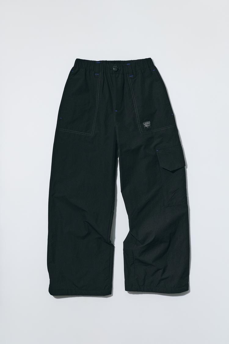 TECHNICAL POCKETED PANTS — Black