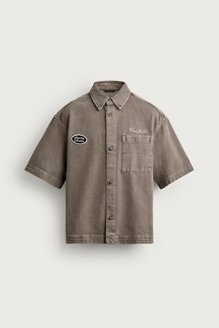 BOXY FIT EMBROIDERED PATCH OVERSHIRT