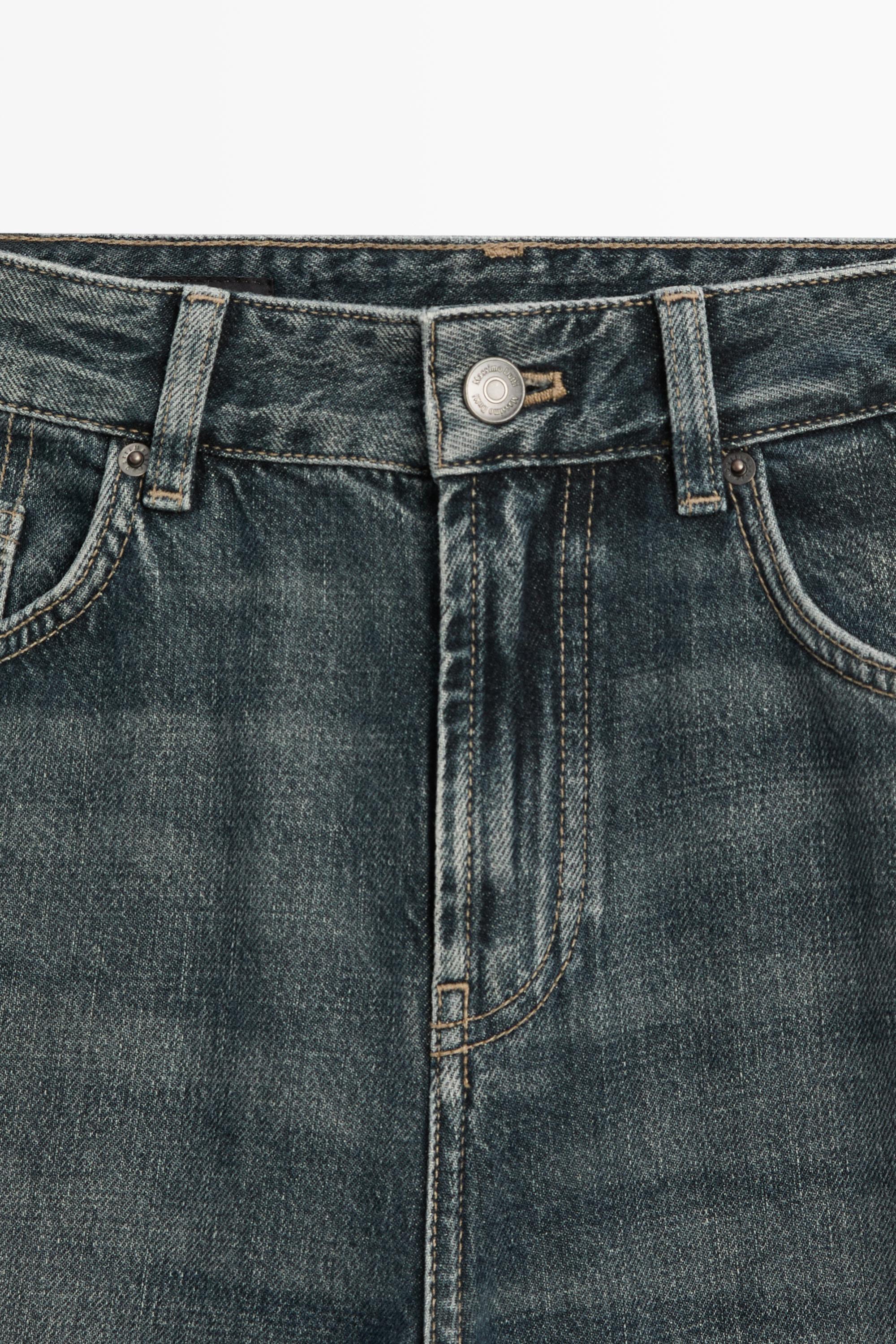 High-waist relaxed barrel fit jeans