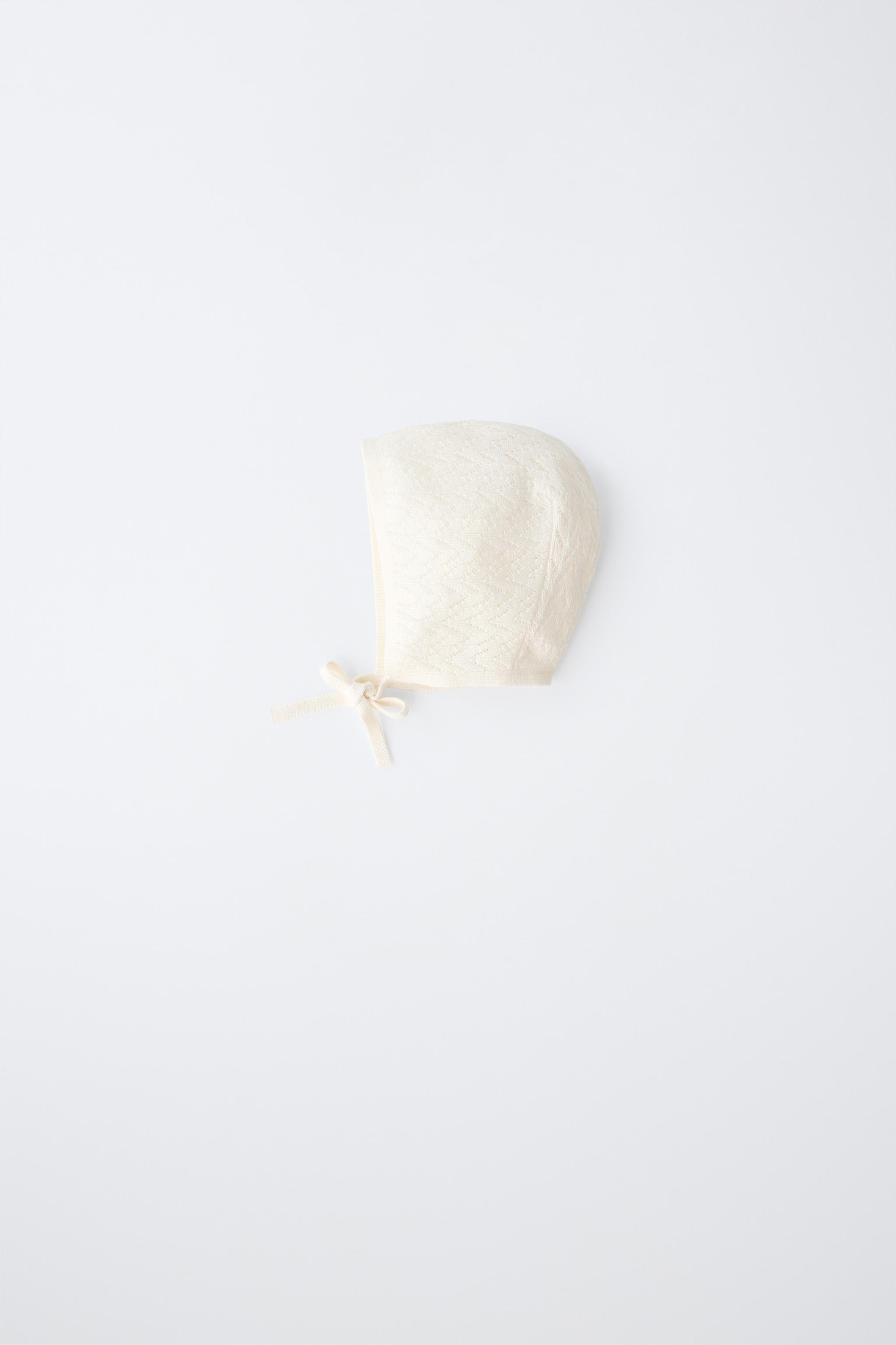 COTTON AND SILK KNIT BONNET — Ecru