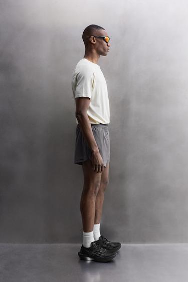 SHORT COURT DE RUNNING - Violet de Zara - Image 3