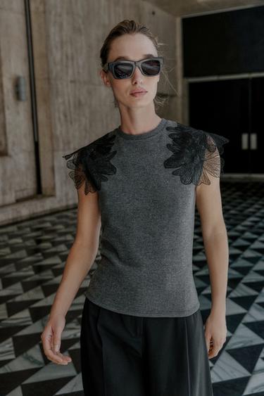 Zara REBRASTI TOP S CVIJEĆEM – Siva