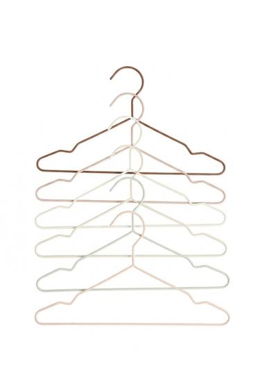 Zara KIDS’ COLORED HANGERS (PACK OF 6) - Multicolored
