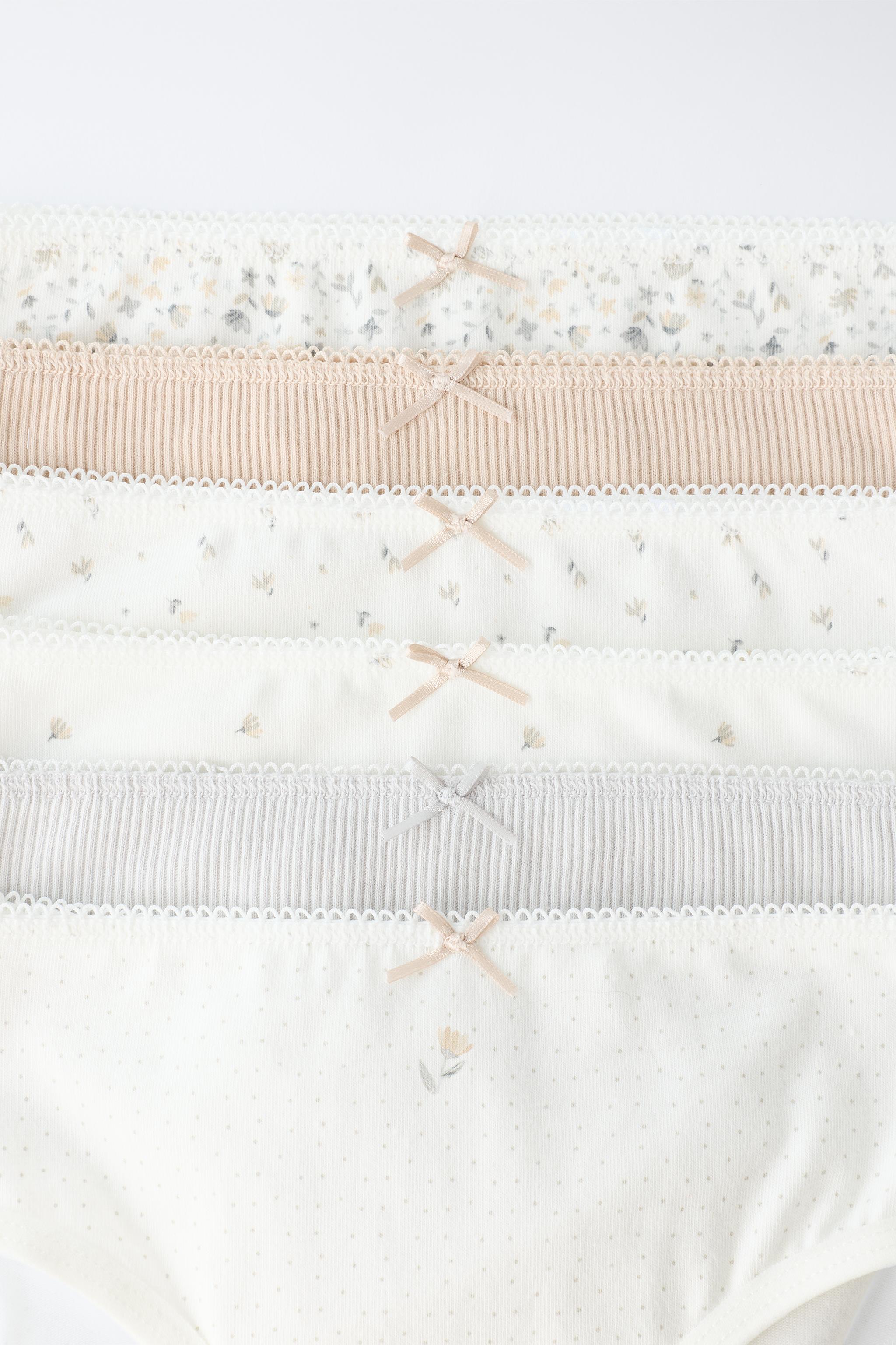 1 1/2-6 YEARS / SIX-PACK FLORAL PANTIES