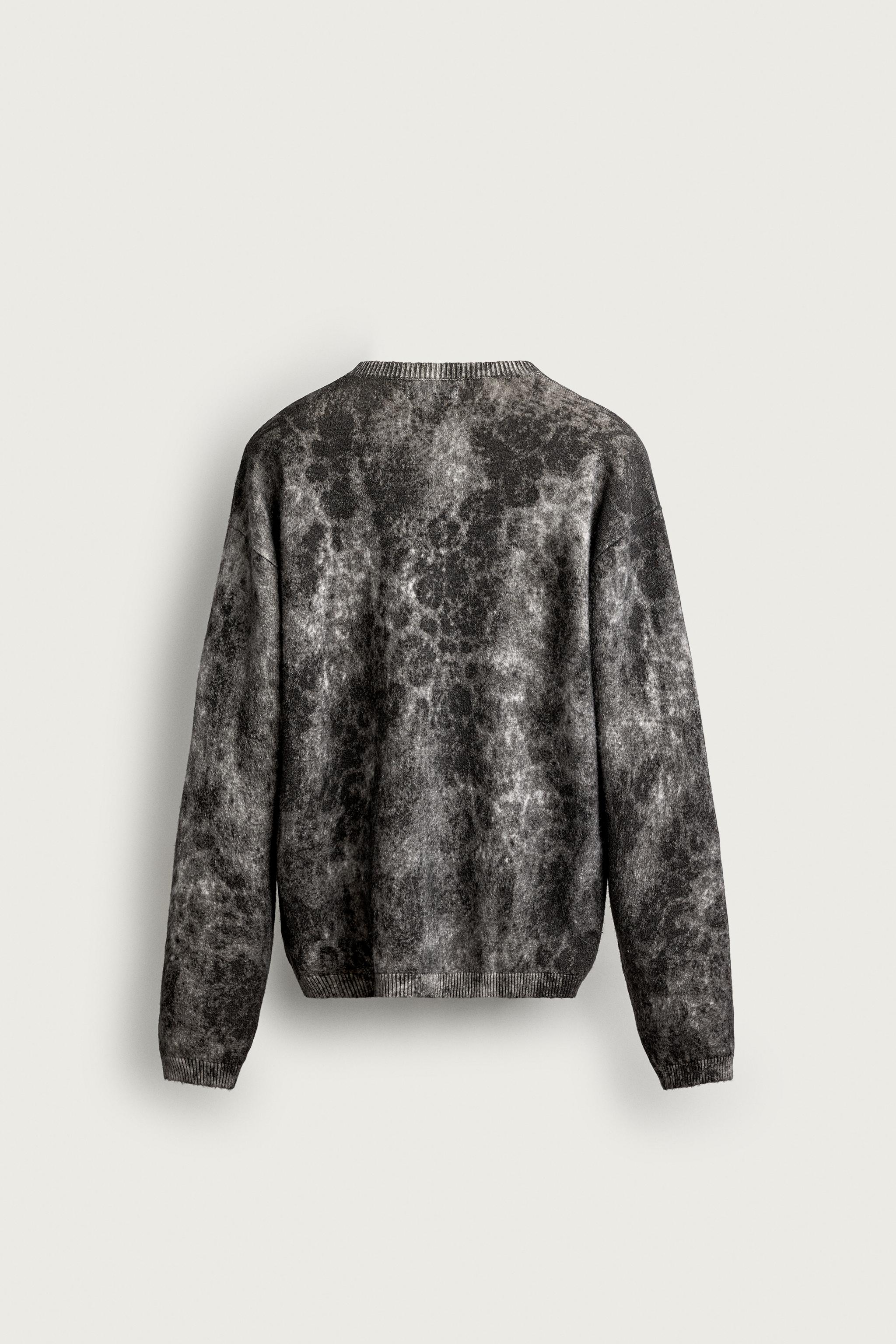 ABSTRACT PRINT RELAXED FIT SWEATER