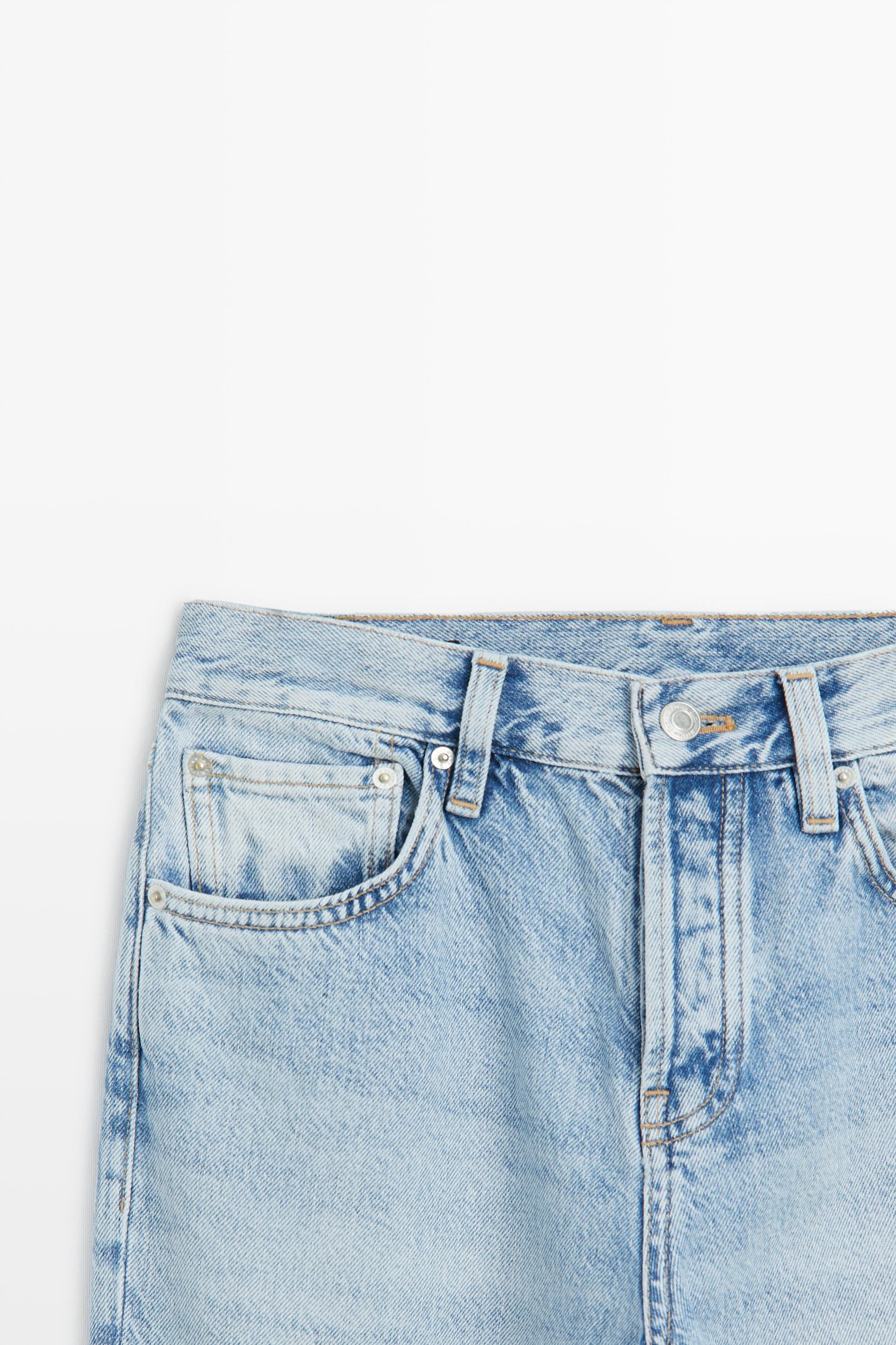 Jean relaxed straight taille moyenne