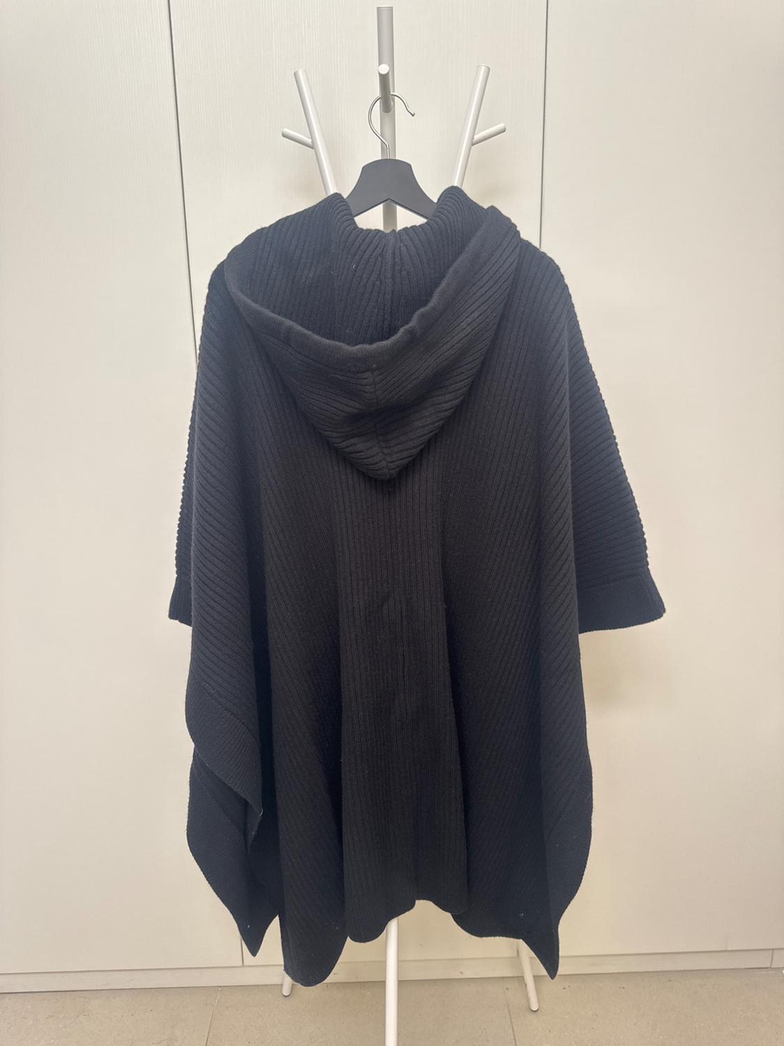 STEVEN MEISEL WOOL PONCHO - Image 2