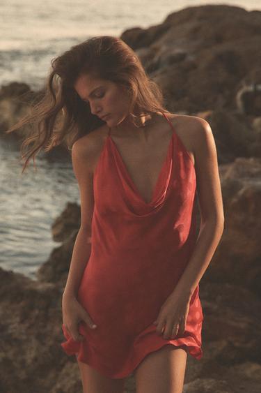 ROBE SATINÉE À POIS - Rouge de Zara - Image 3