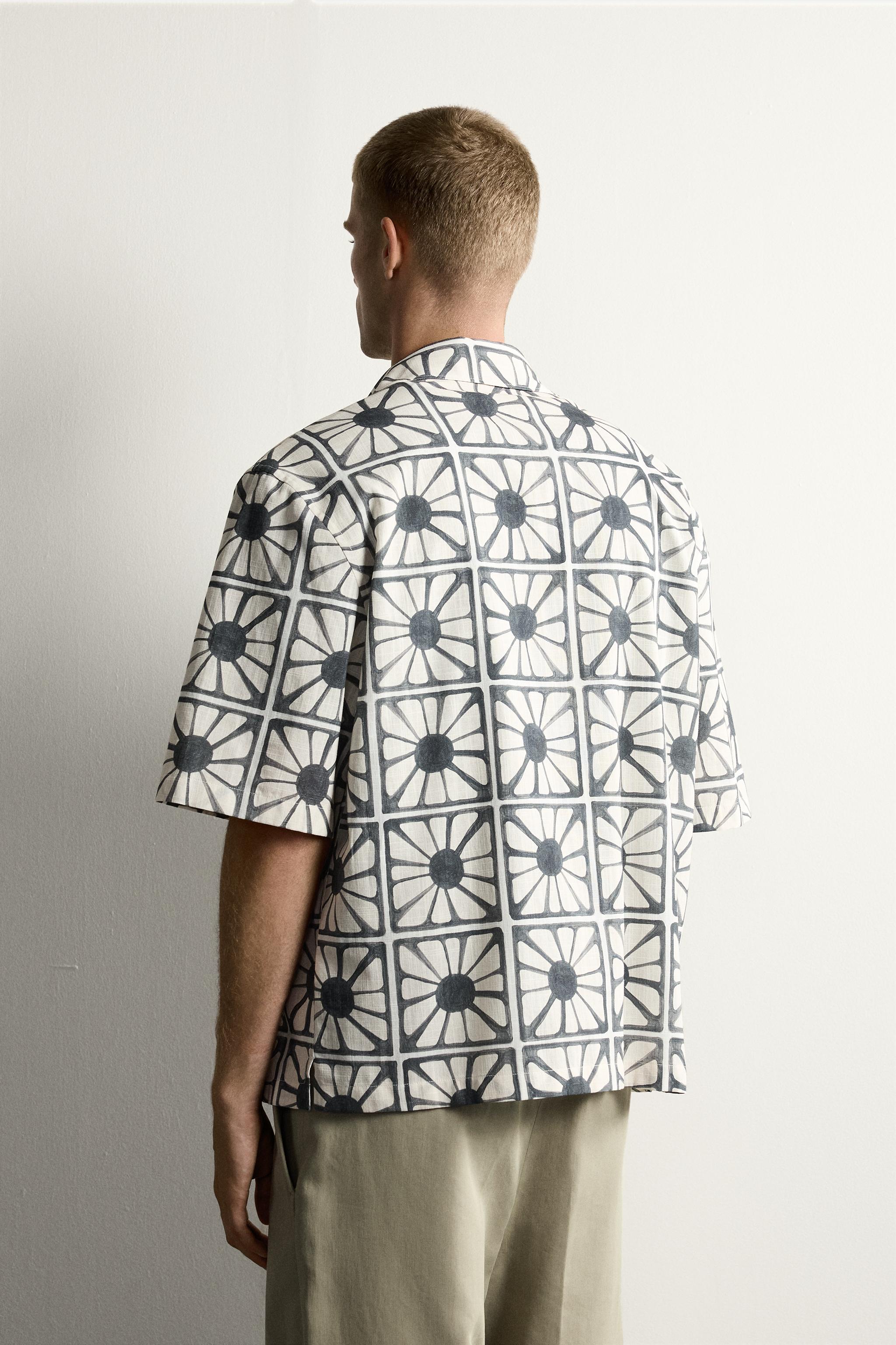 MOSAIC PRINT RELAXED FIT SHIRT