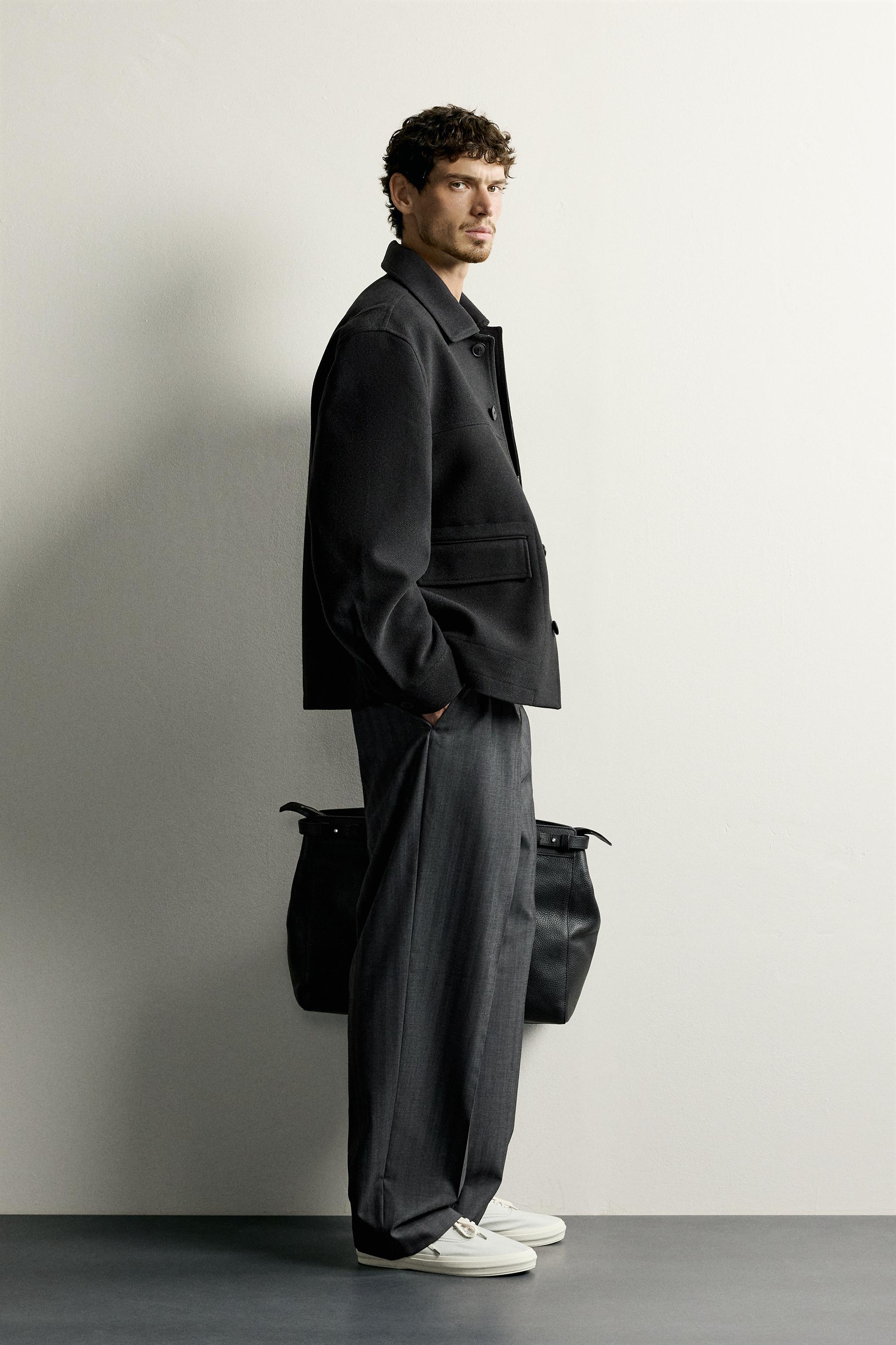 REGULAR FIT WOOL COAT