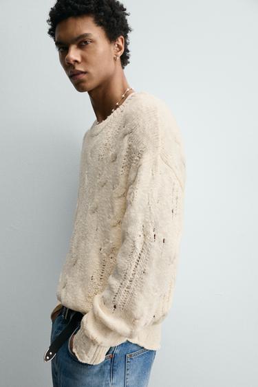PULL DÉSAIGUILLÉ À TORSADES - Blanc cassé de Zara - Image 5