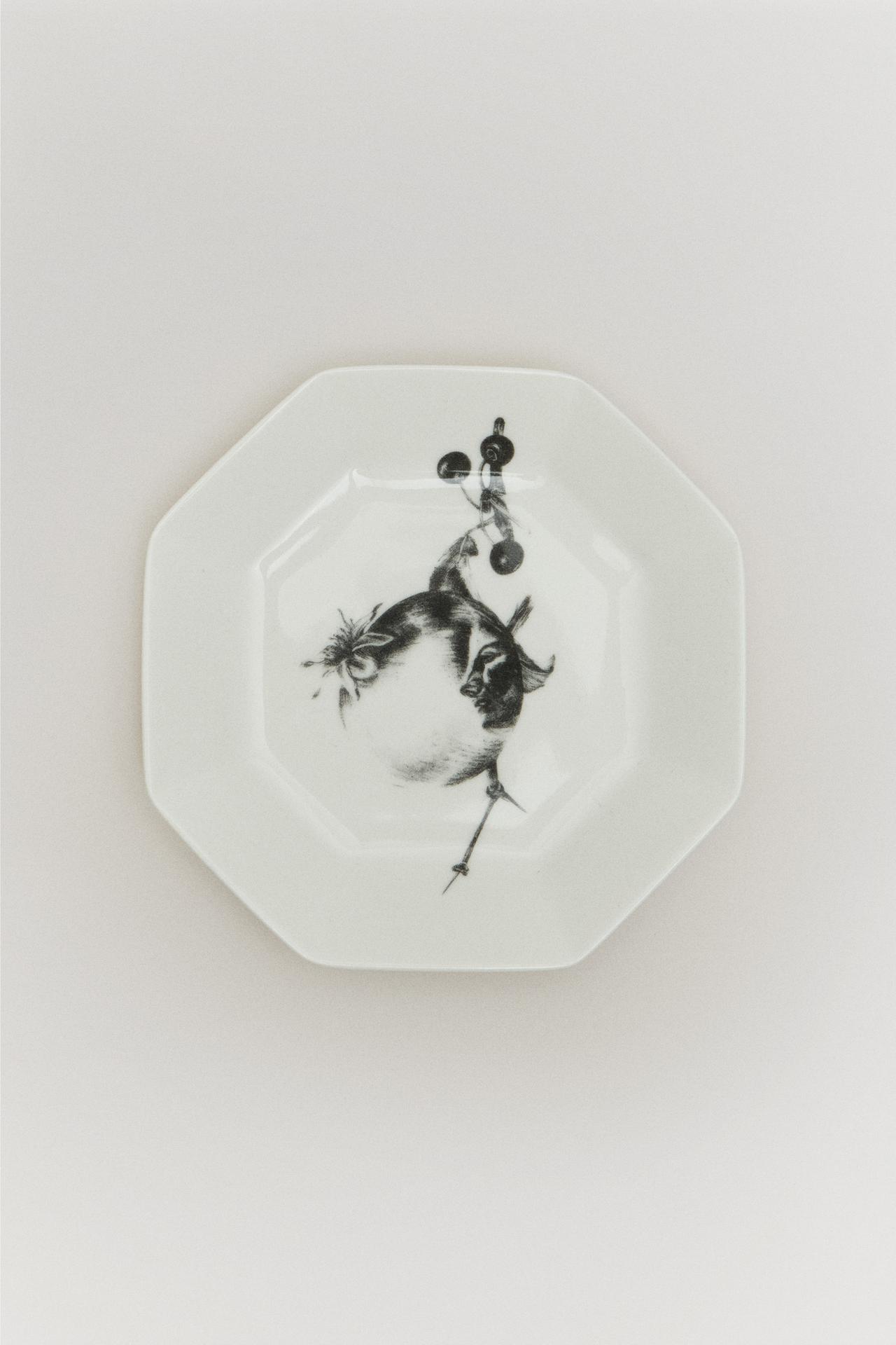 THE SKY OCTAGONAL DESSERT PLATE — White
